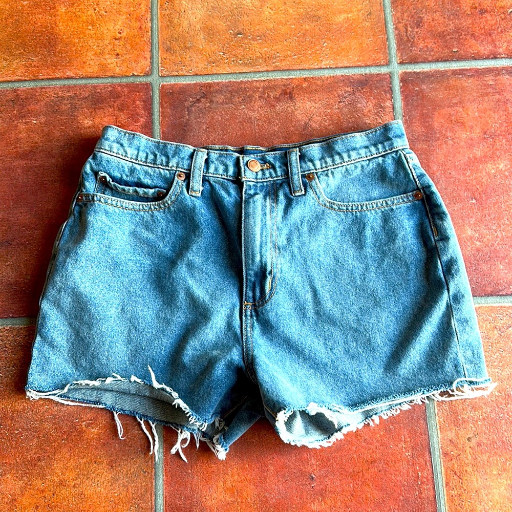 NWOT Victoria’s Secret Love Pink shorts high rise waist size 28 cut off jeans